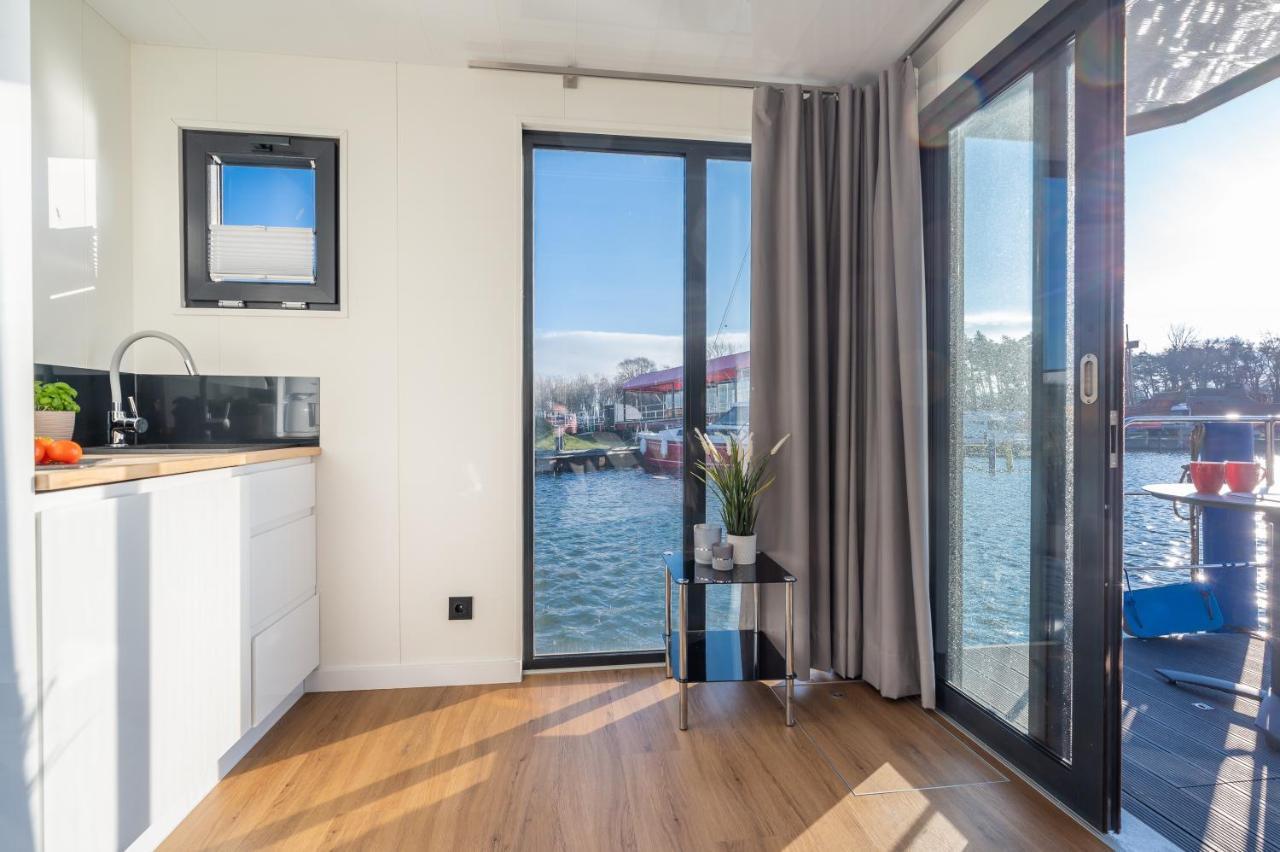 Marina Martinshafen Hotel Sassnitz Eksteriør billede