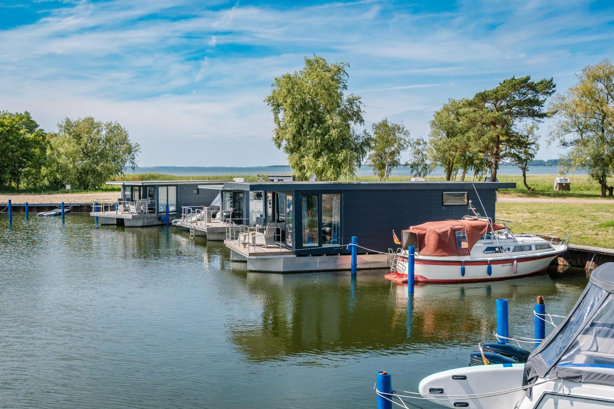 Marina Martinshafen Hotel Sassnitz Eksteriør billede